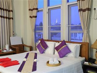 Cinderella Hotel 3*