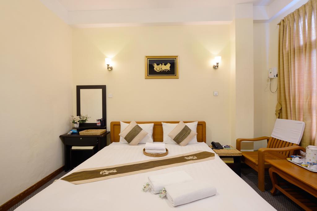 Cinderella Hotel Moulmein