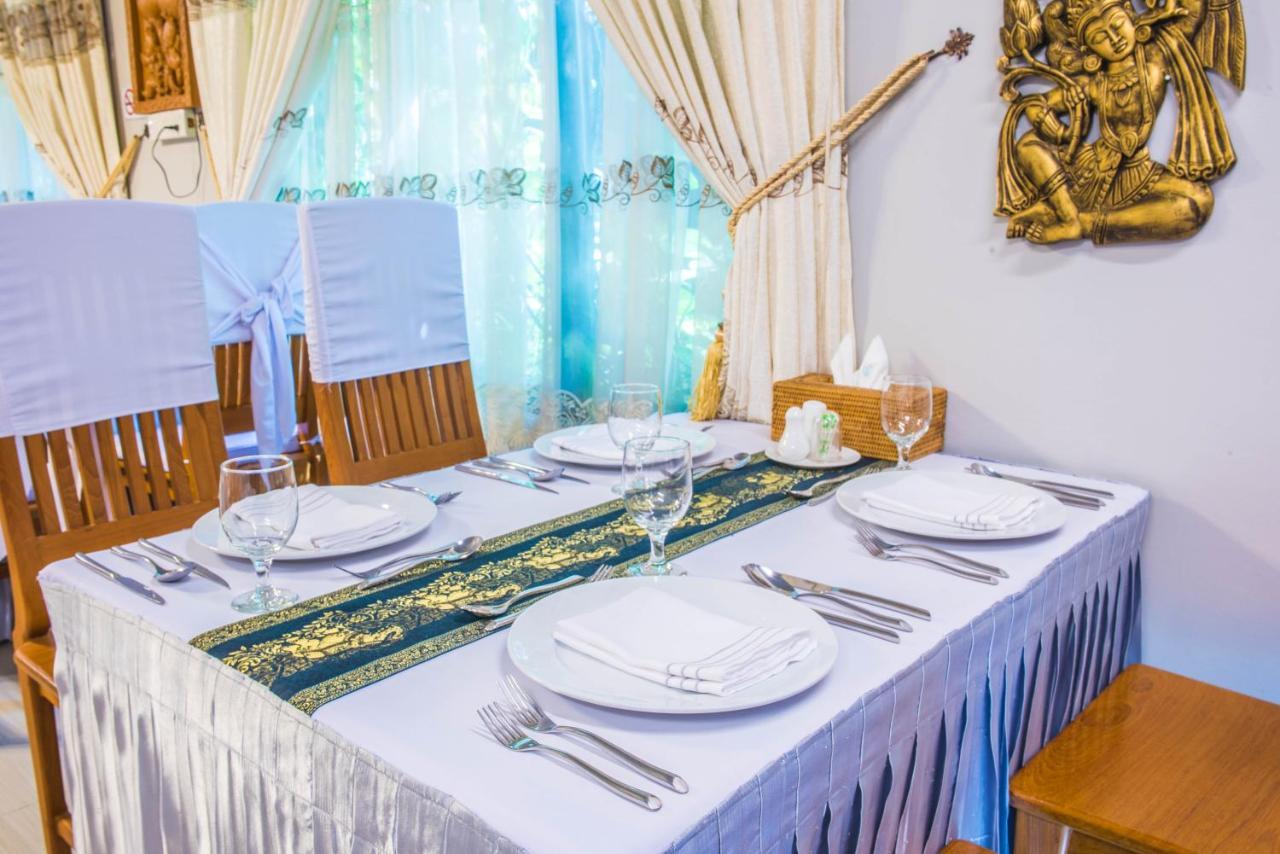 Cinderella 3* Moulmein